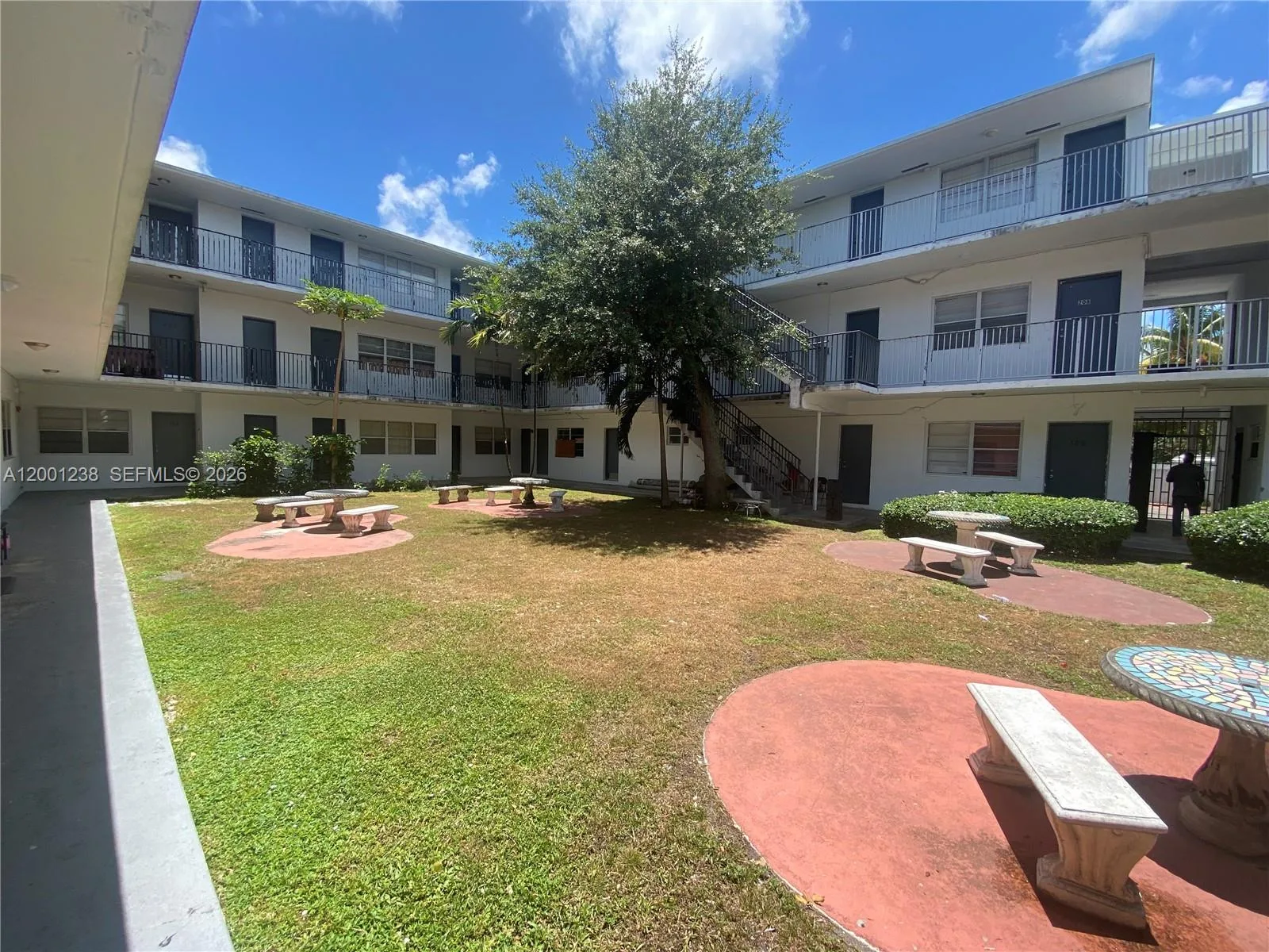 13700 NE 6th Ave # 205, North Miami, FL 33161 photo 4