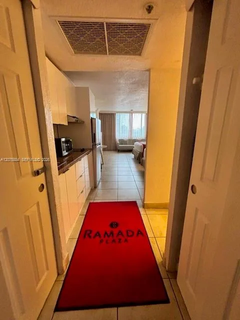 19201 Collins Ave # 303, Sunny Isles Beach, FL 33160 photo 4