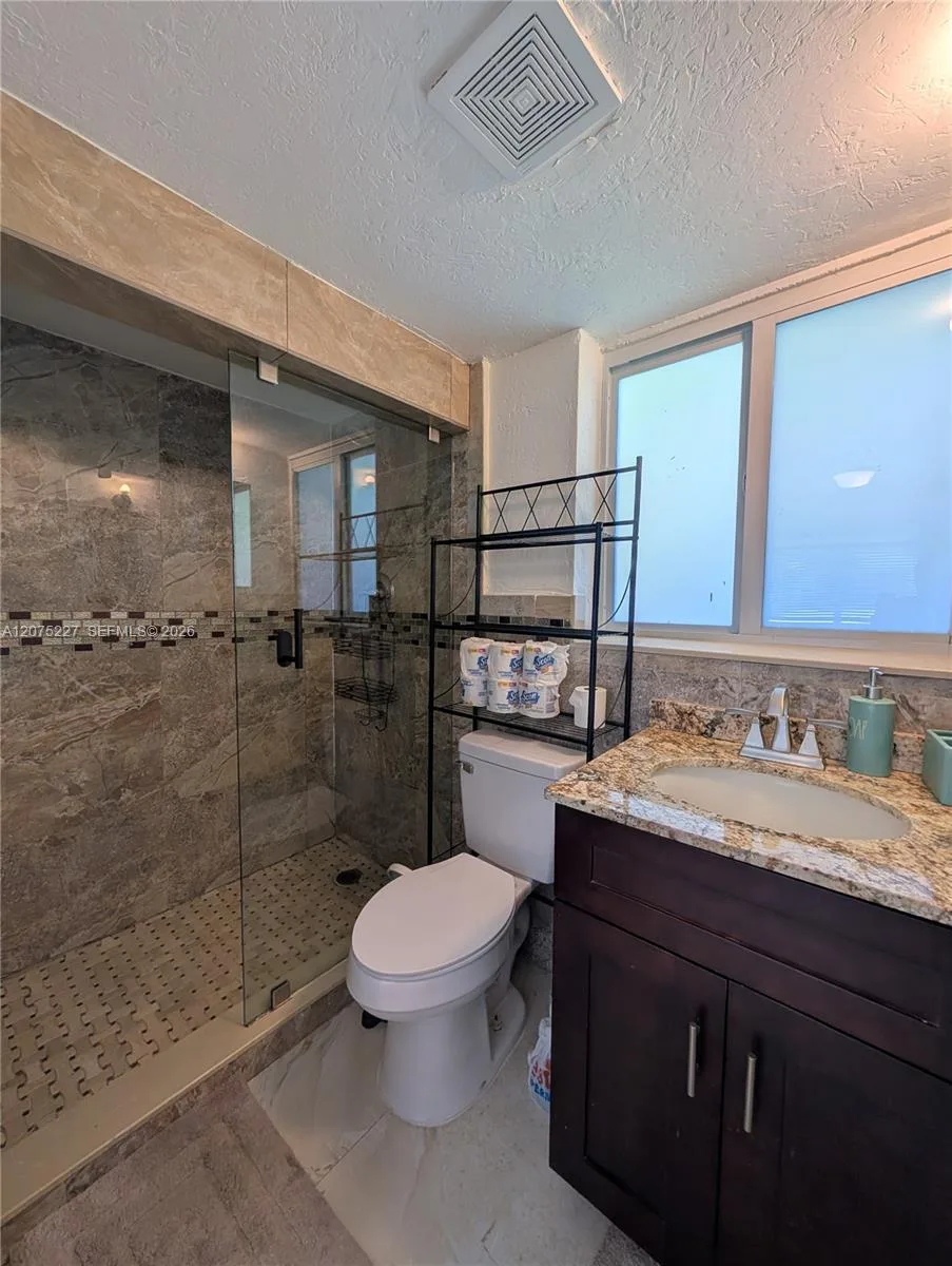 3221 NE 7th St # 2, Pompano Beach, FL 33062 photo 9