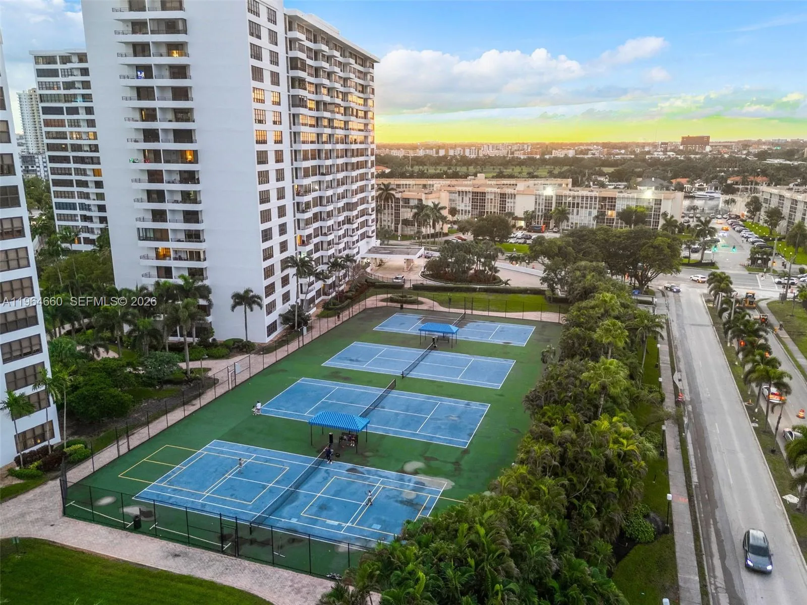 600 Three Islands Blvd # 1214, Hallandale Beach, FL 33009 photo 10
