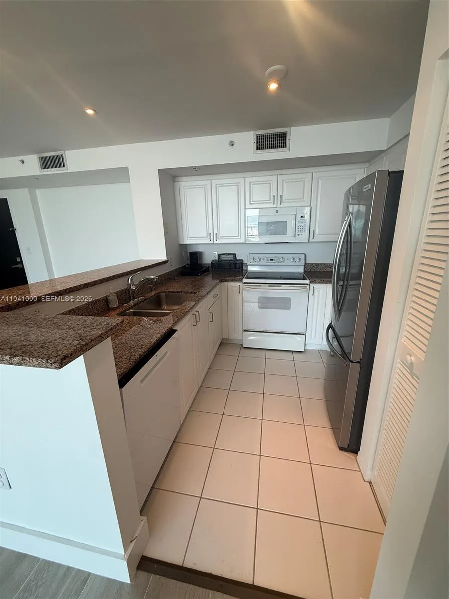 90 ALTON RD # 2803, Miami Beach, FL 33139 photo 4