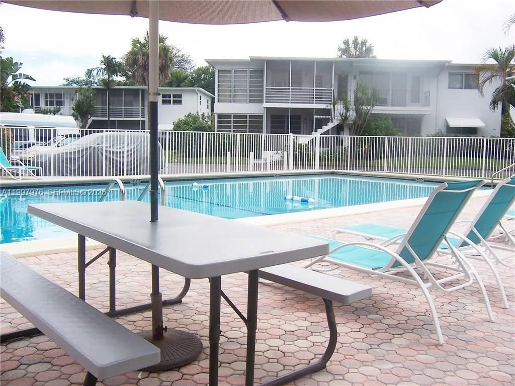 1025 SE 15th St # 9D, Fort Lauderdale, FL 33316 photo 11