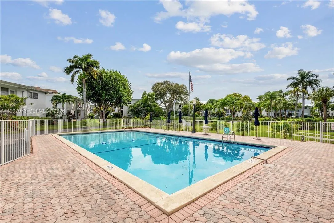 1025 SE 15th St # 9D, Fort Lauderdale, FL 33316 photo 12