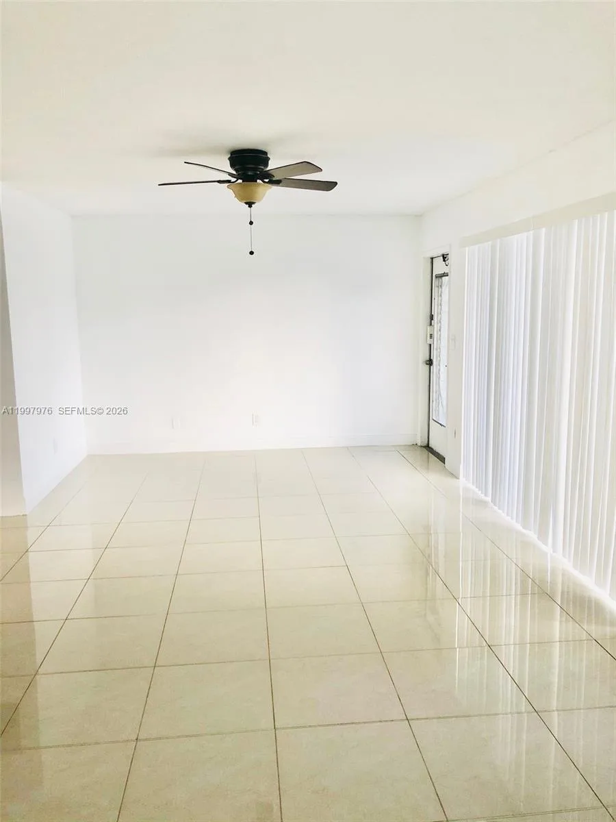1025 SE 15th St # 9D, Fort Lauderdale, FL 33316 photo 5