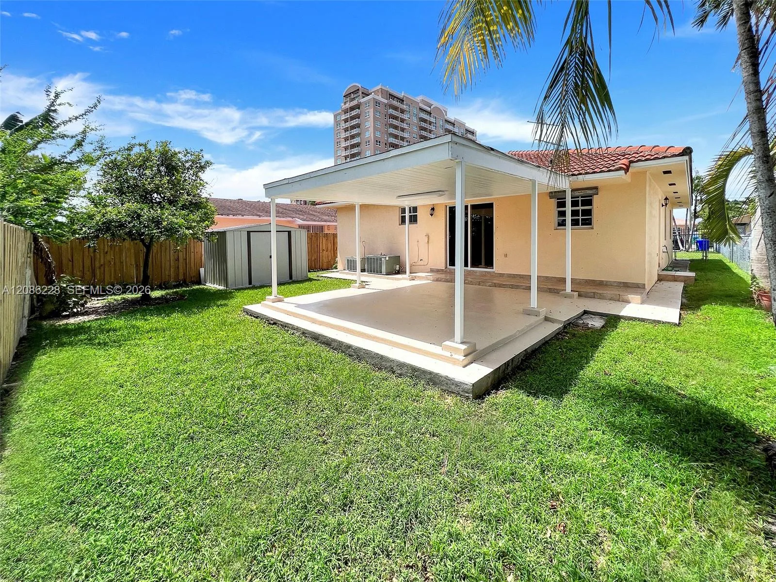 3650 SW 27th St # 3650, Miami, FL 33133