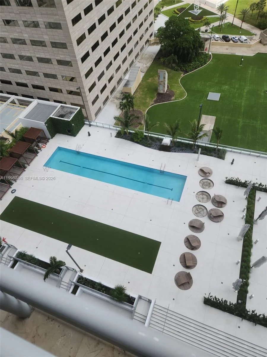 325 S Biscayne Blvd # 2220, Miami, FL 33131 photo 9