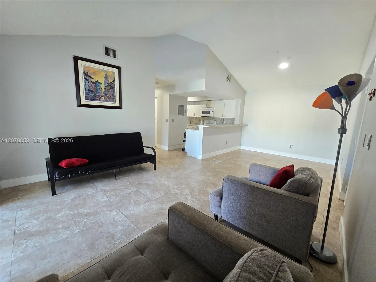 18860 NW 57th Ave # 305, Hialeah, FL 33015 — zdjęcie 4