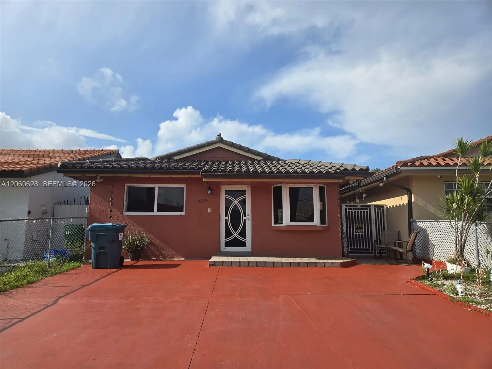 8810 NW 114th Ter, Hialeah Gardens, FL 33018