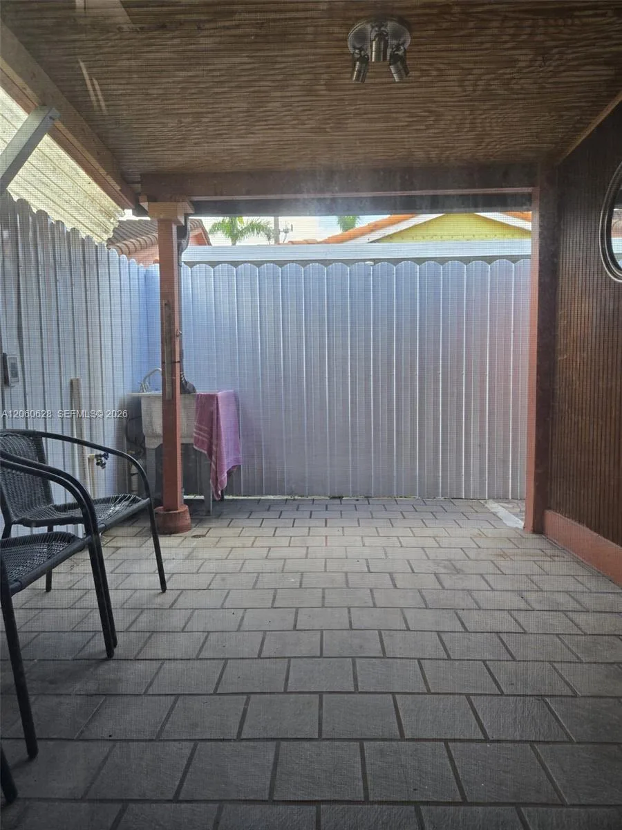 8810 NW 114th Ter, Hialeah Gardens, FL 33018 photo 12