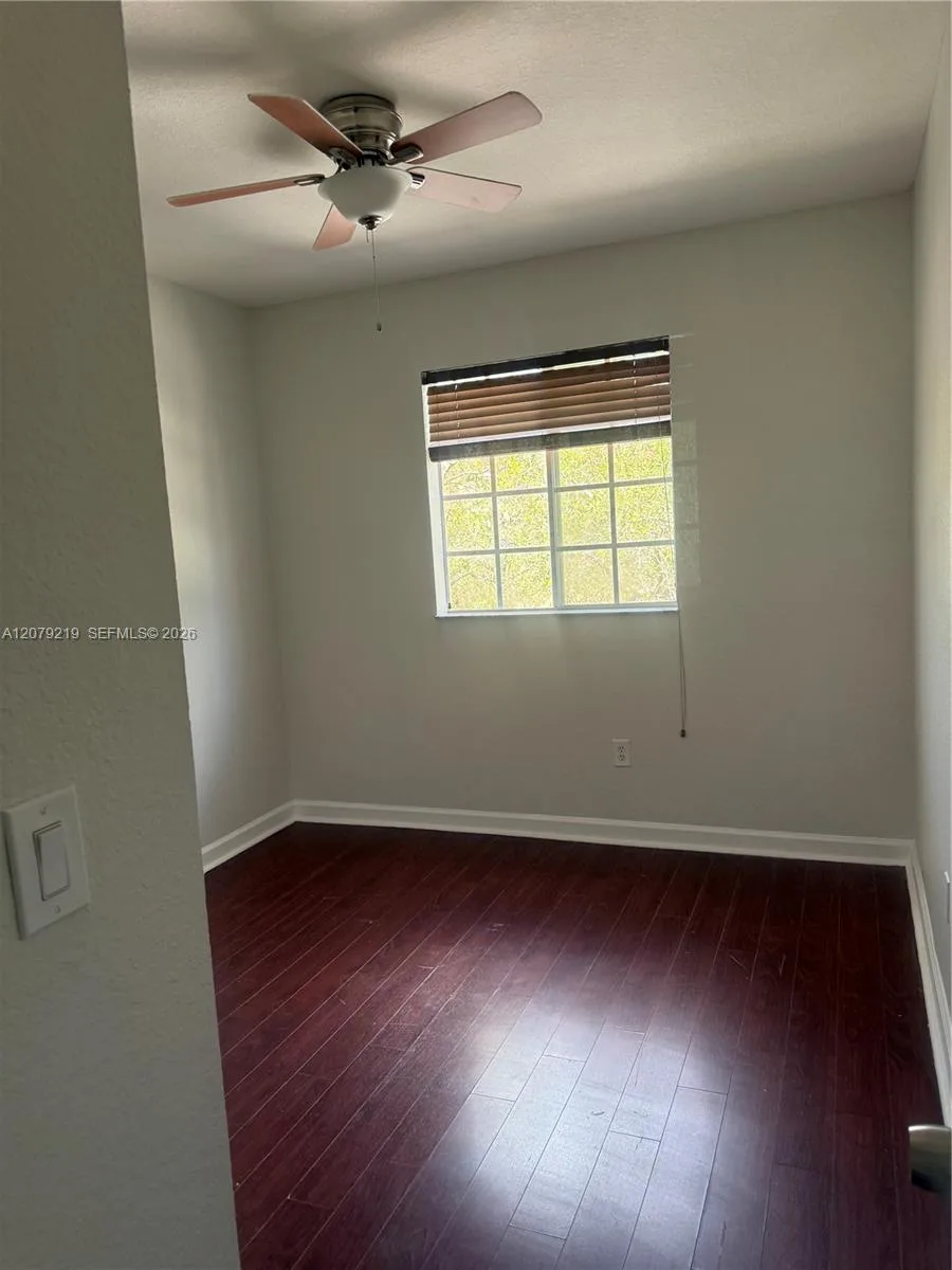 21467 SW 86th Pl, Cutler Bay, FL 33189 photo 9