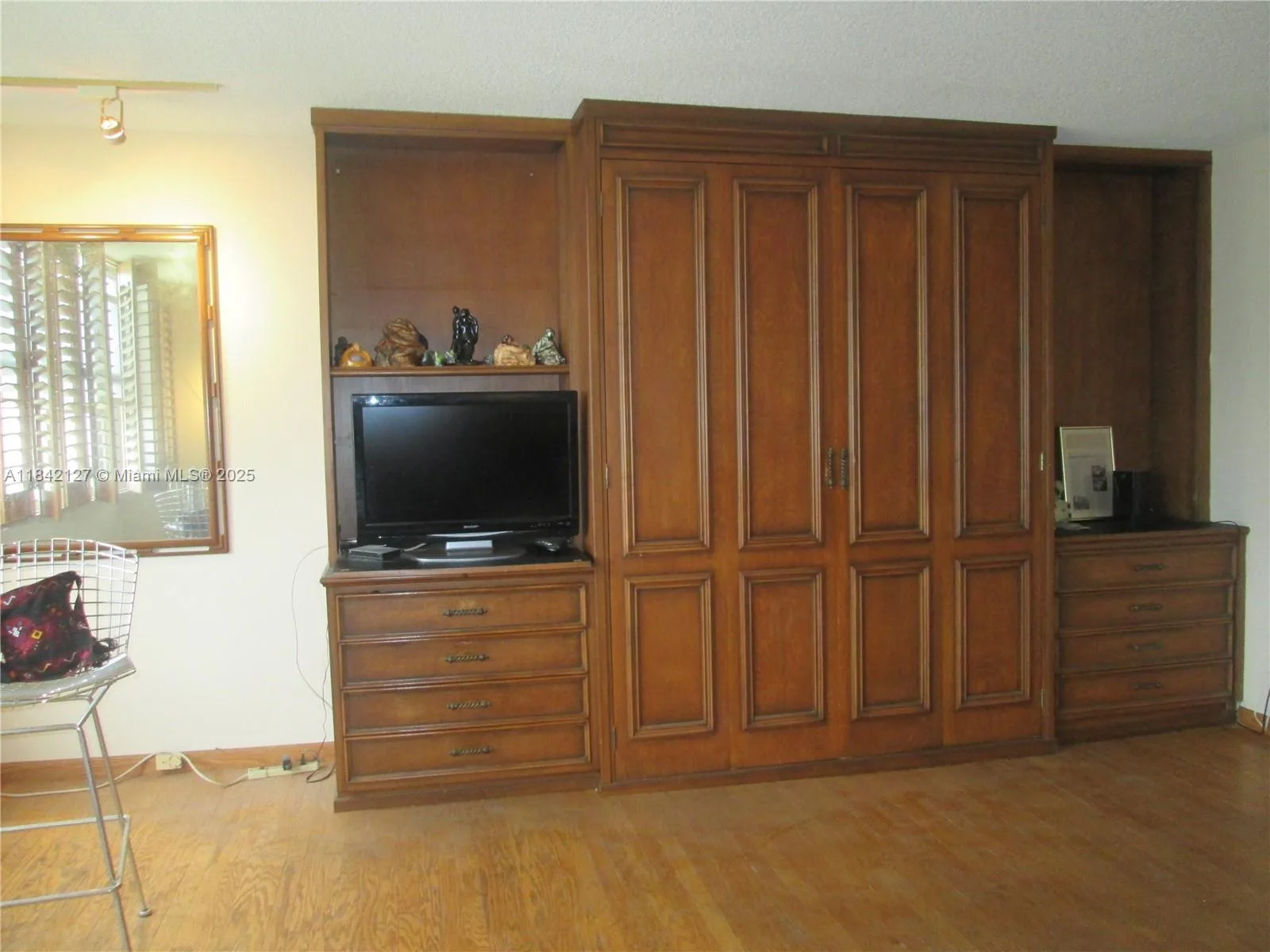 251 174th St # 710, Sunny Isles Beach, FL 33160 photo 8