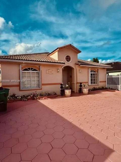 14365 SW 172nd Ln, Miami, FL 33177