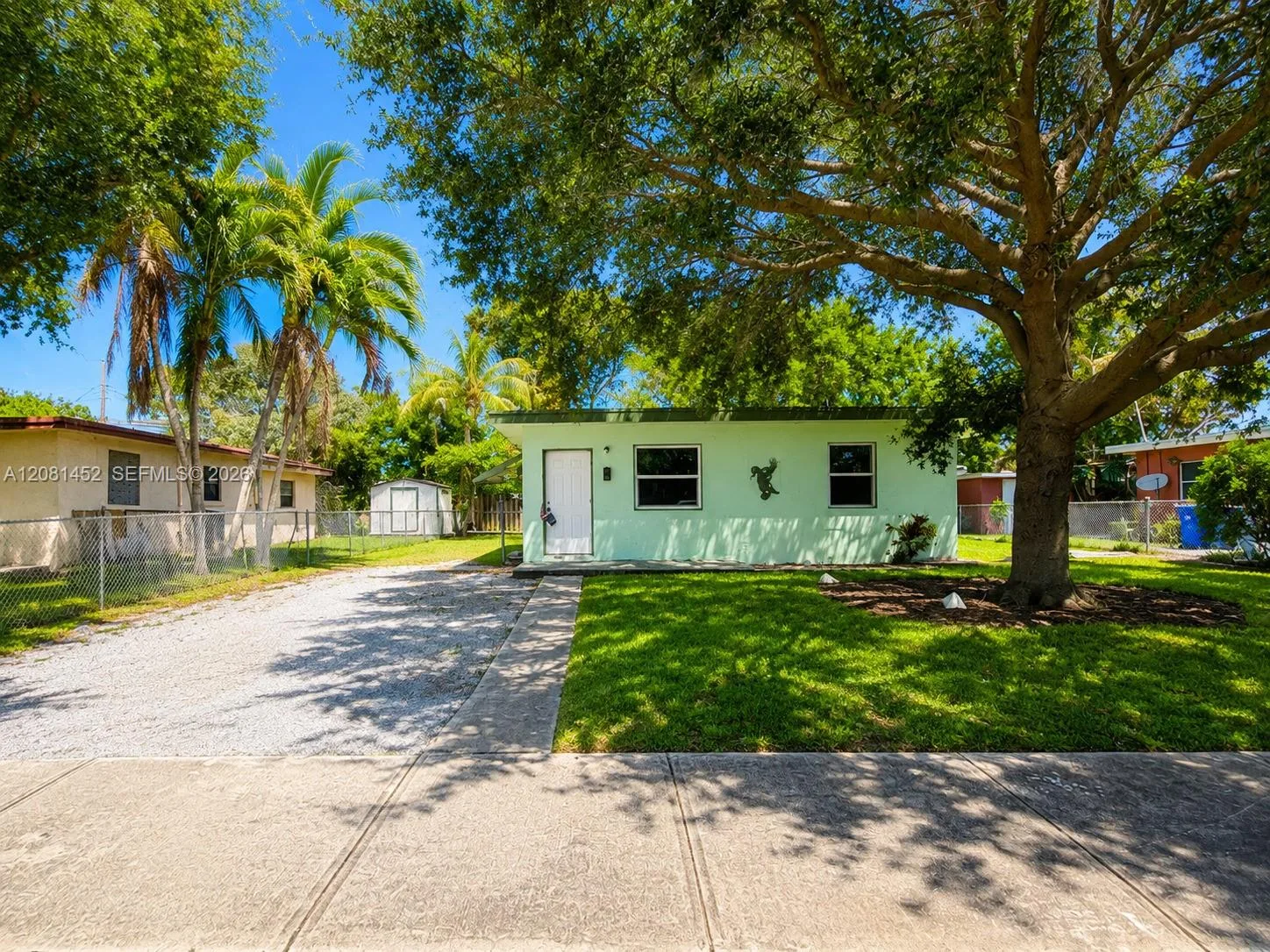 2631 NW 6th St, Pompano Beach, FL 33069