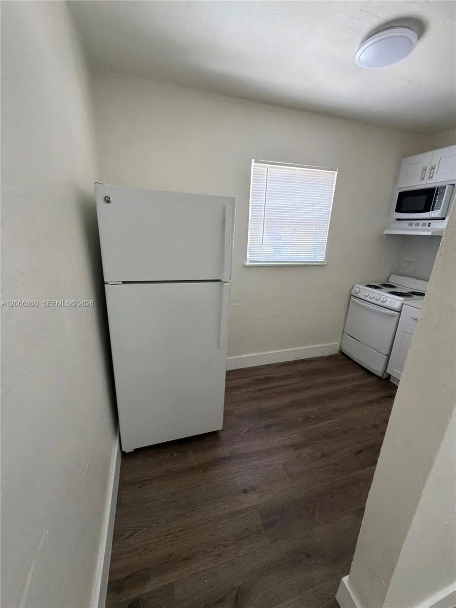 3669 Thomas Ave # 7, Miami, FL 33133 — zdjęcie 3