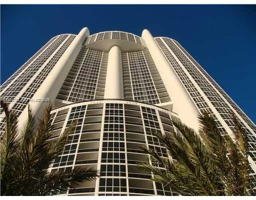 18201 Collins Ave # 3505, Sunny Isles Beach, FL 33160