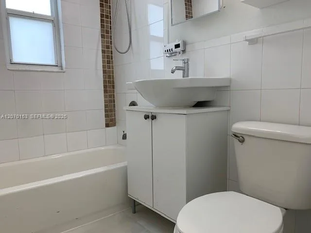 7207 Bay Dr # 23, Miami Beach, FL 33141 photo 7