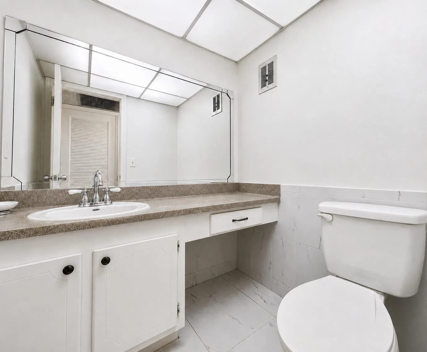 307 Greenbrier B, West Palm Beach, FL 33417 photo 5