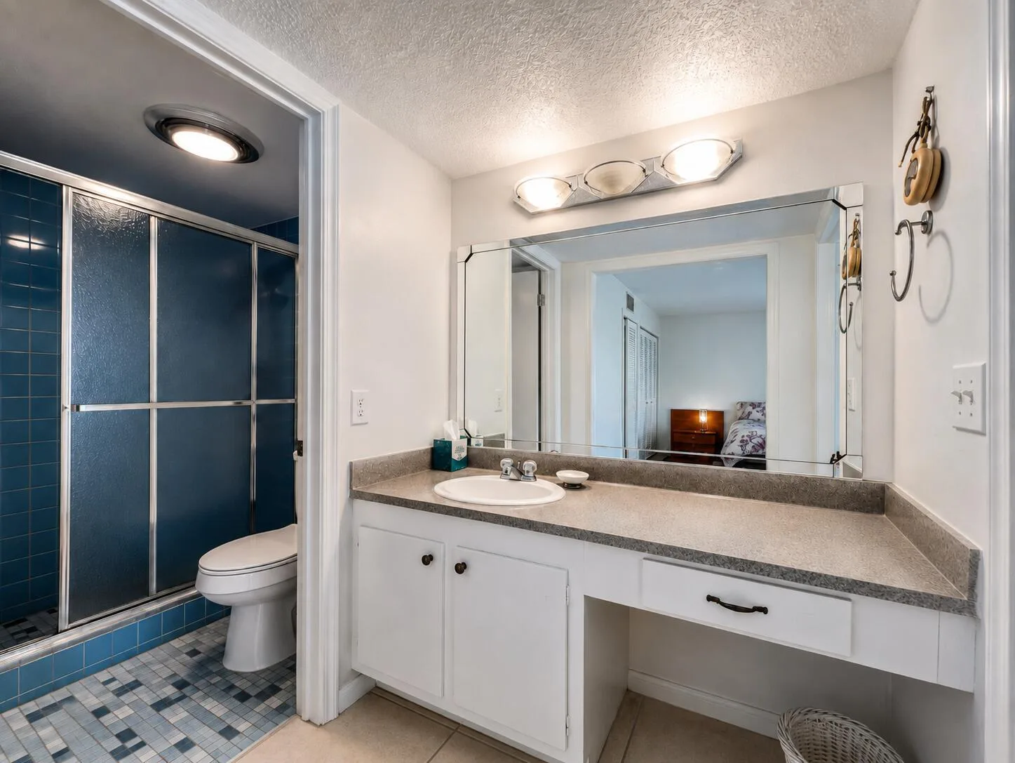307 Greenbrier B, West Palm Beach, FL 33417 photo 7