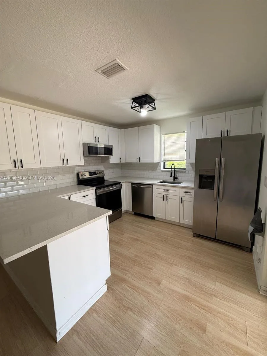2551 NW 99th Ave # 2551, Coral Springs, FL 33065 photo 3