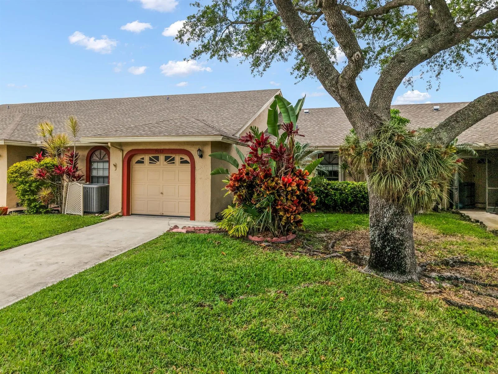 9663 NW 76th Street, Tamarac, FL 33321