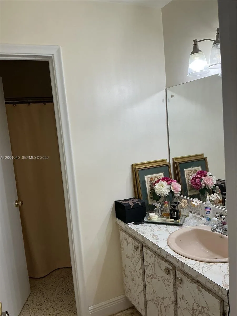 2641 SW 117th Ct, Miami, FL 33175 photo 4