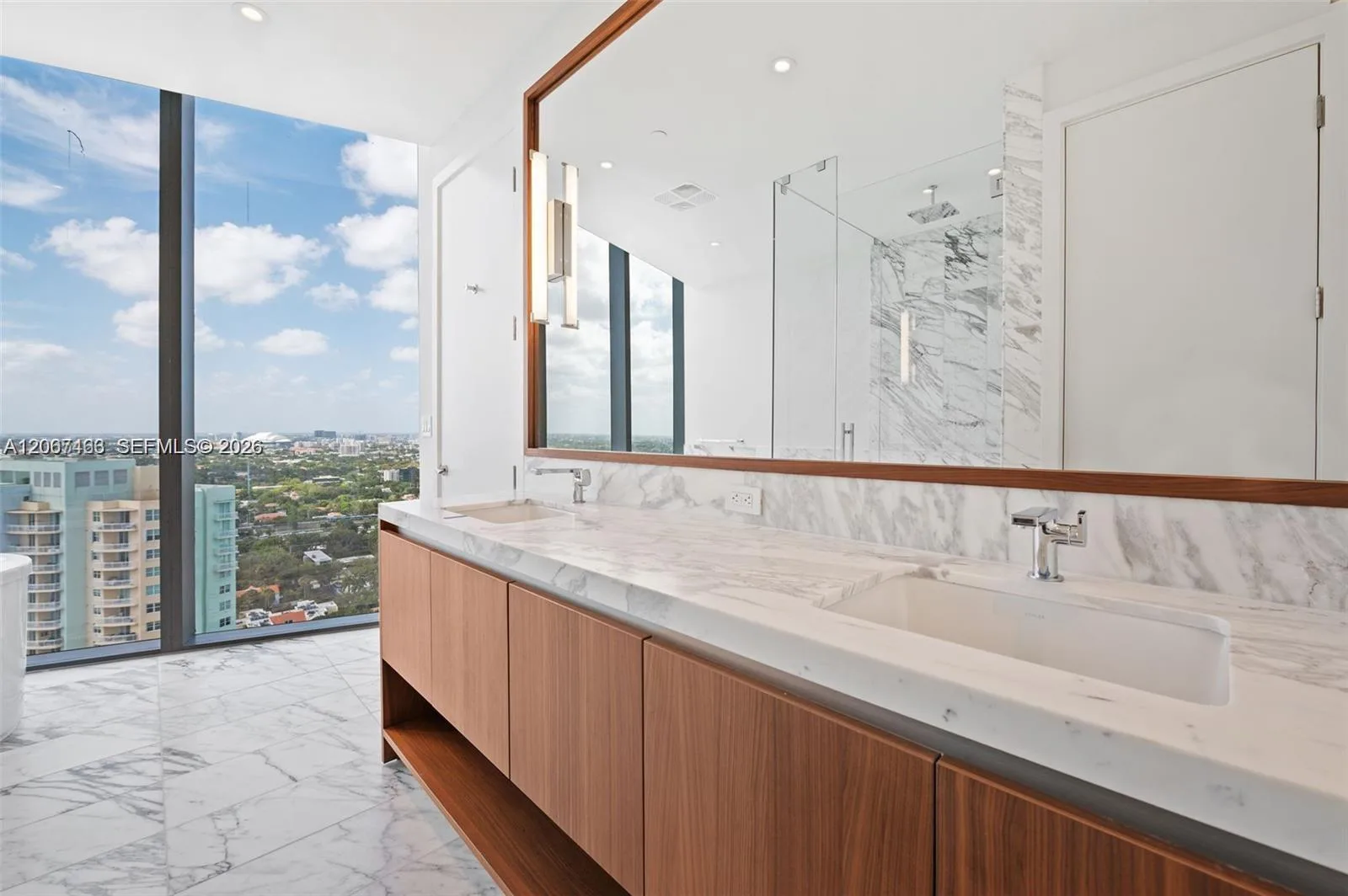 175 SE 25 RD # 2604, Miami, FL 33129 photo 12