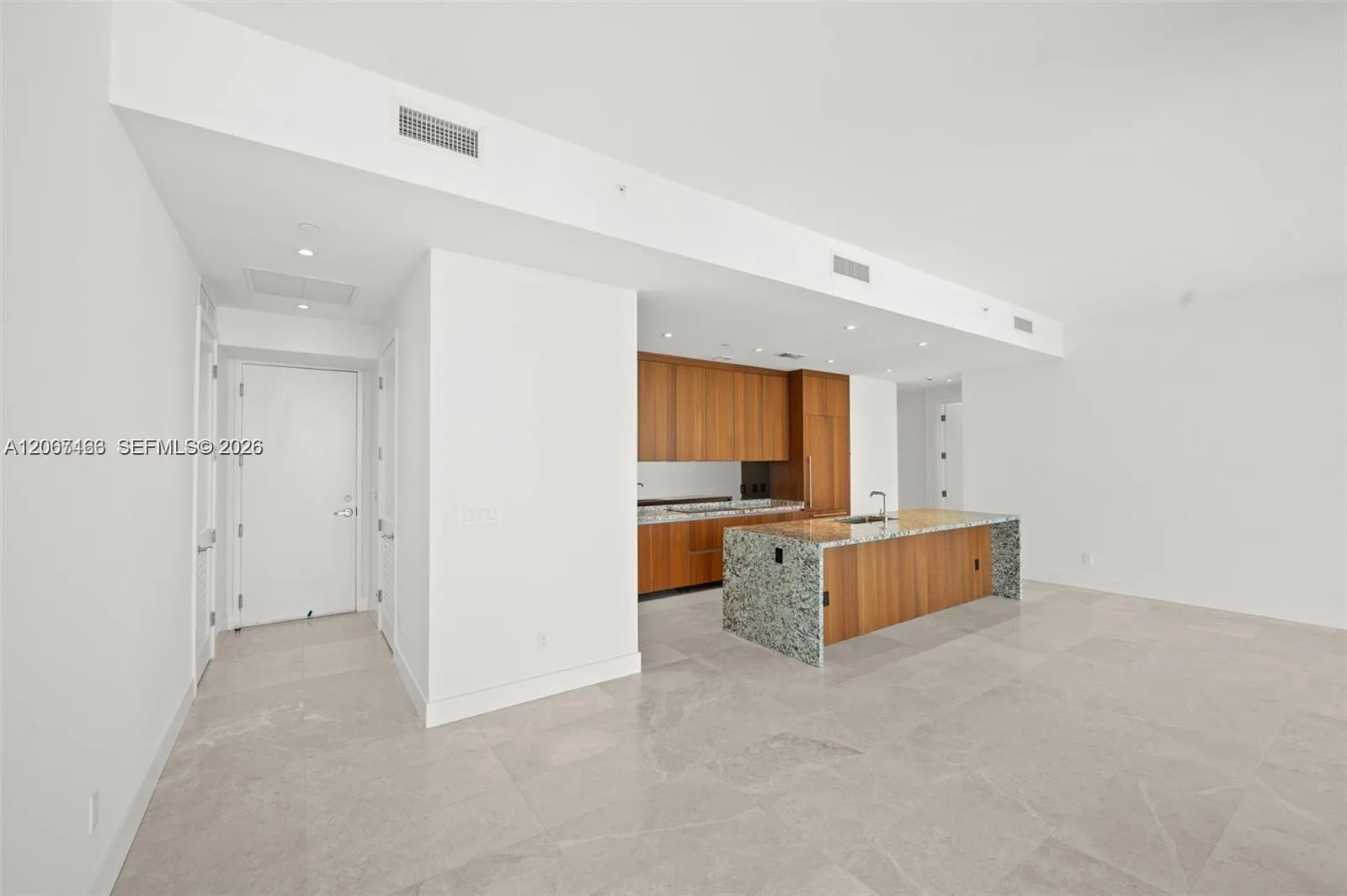 175 SE 25 RD # 2604, Miami, FL 33129 photo 5