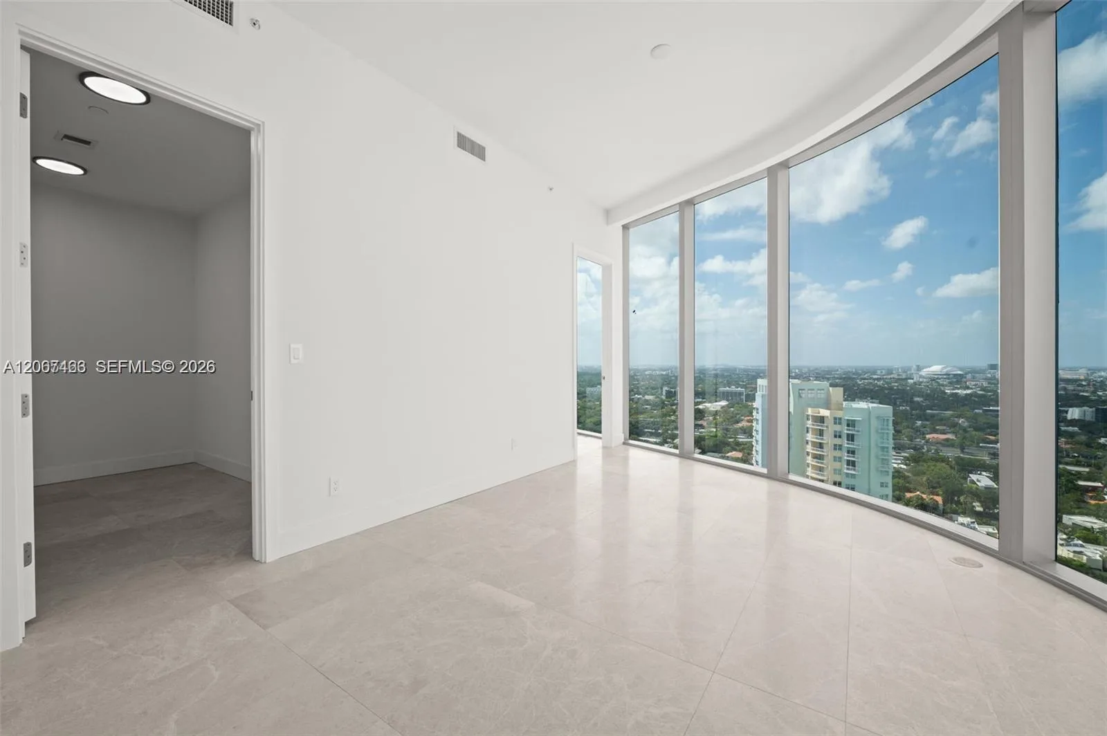 175 SE 25 RD # 2604, Miami, FL 33129 photo 9