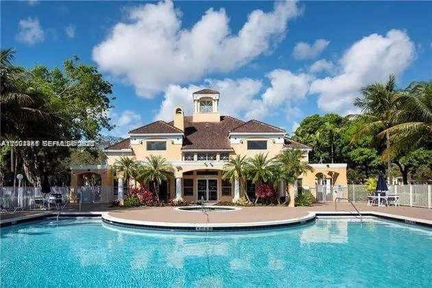 2371 NW 33rd St # 711, Oakland Park, FL 33309