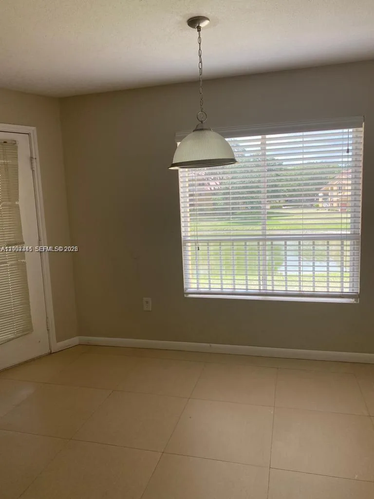 2371 NW 33rd St # 711, Oakland Park, FL 33309 photo 7