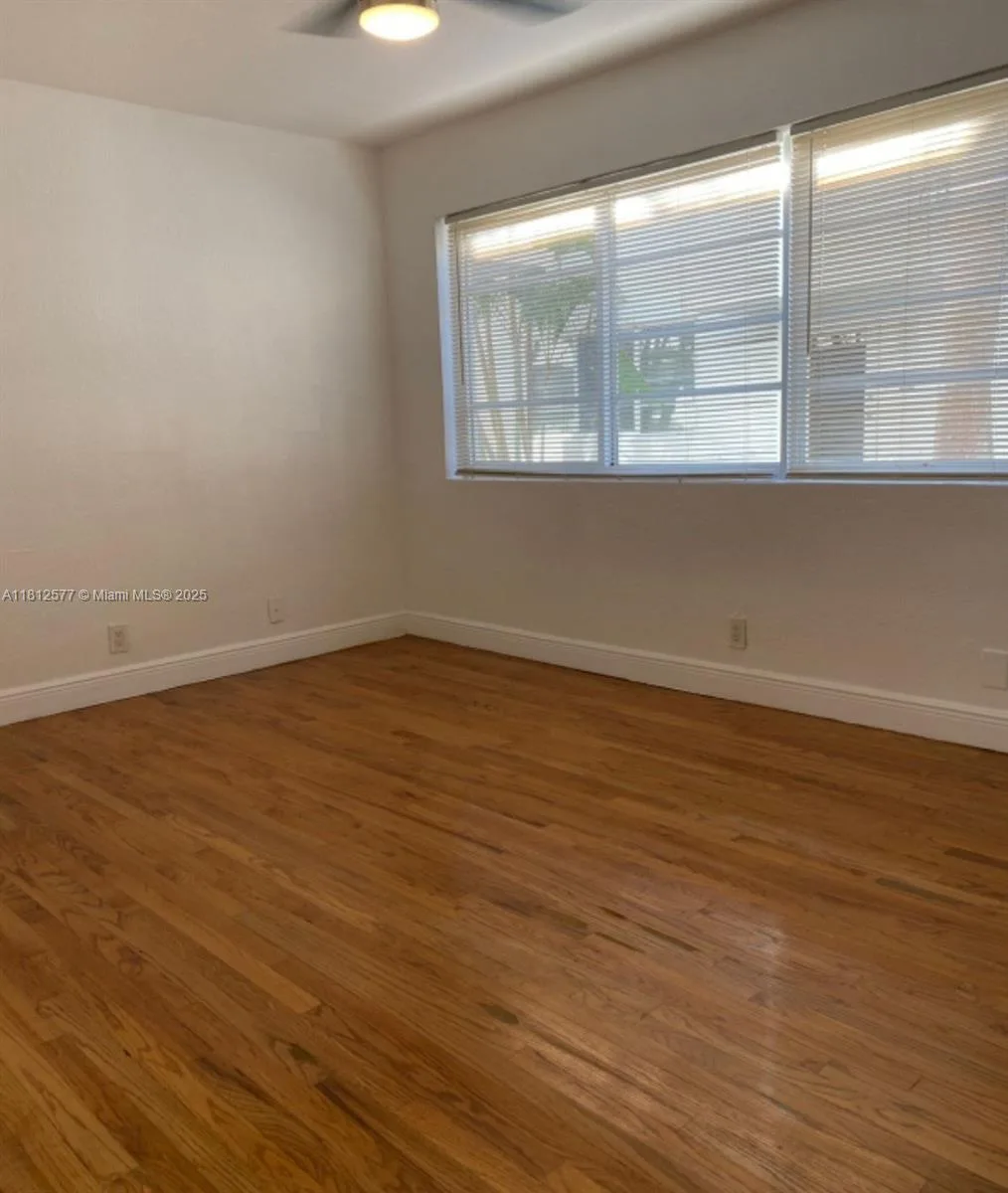 340 84th St # 2, Miami Beach, FL 33141 photo 10