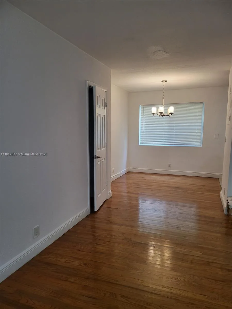 340 84th St # 2, Miami Beach, FL 33141 photo 3