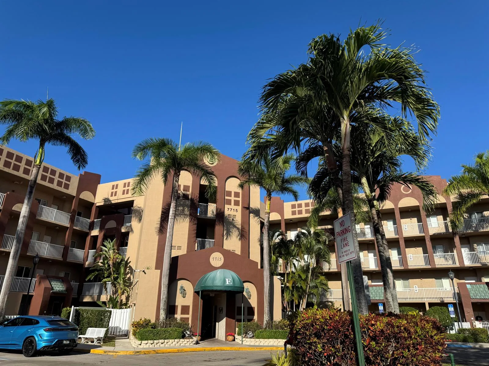 7715 Southampton Terrace # 405, Tamarac, FL 33321