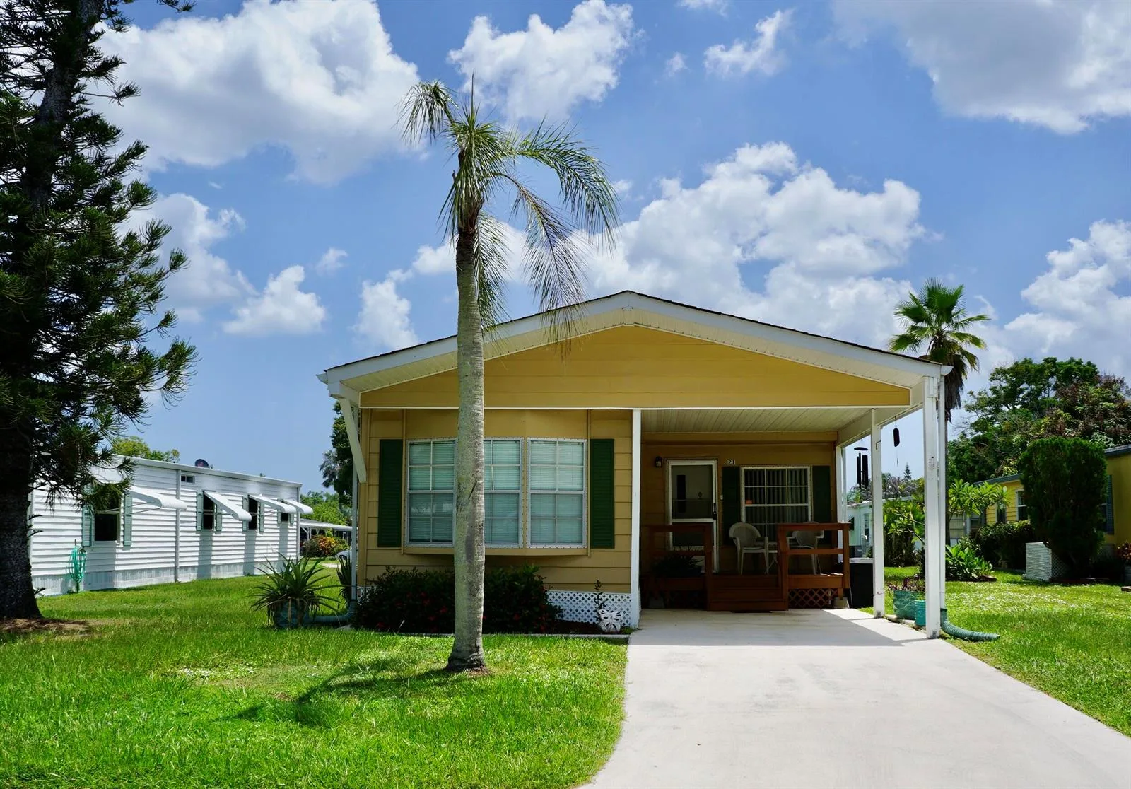 21 SE Iberian Lane, Port St. Lucie, FL 34952