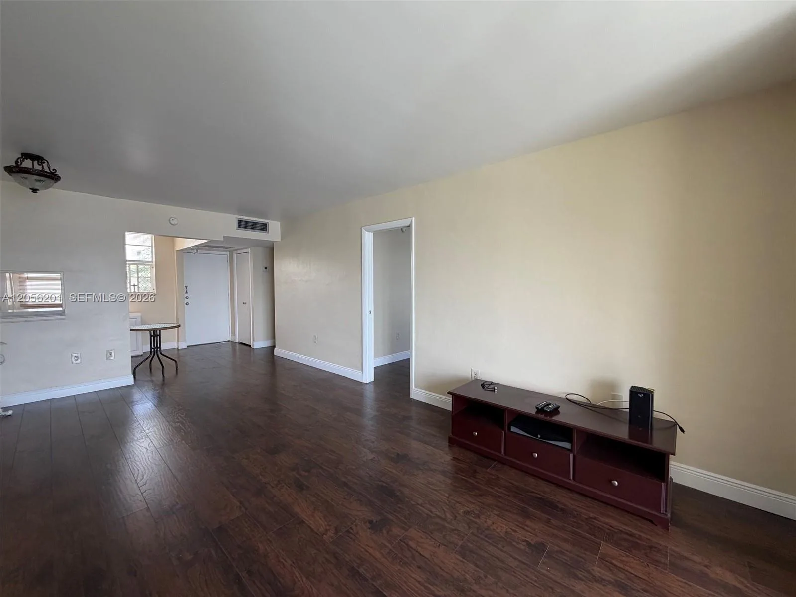 3020 Marcos Dr # S-307, Aventura, FL 33160