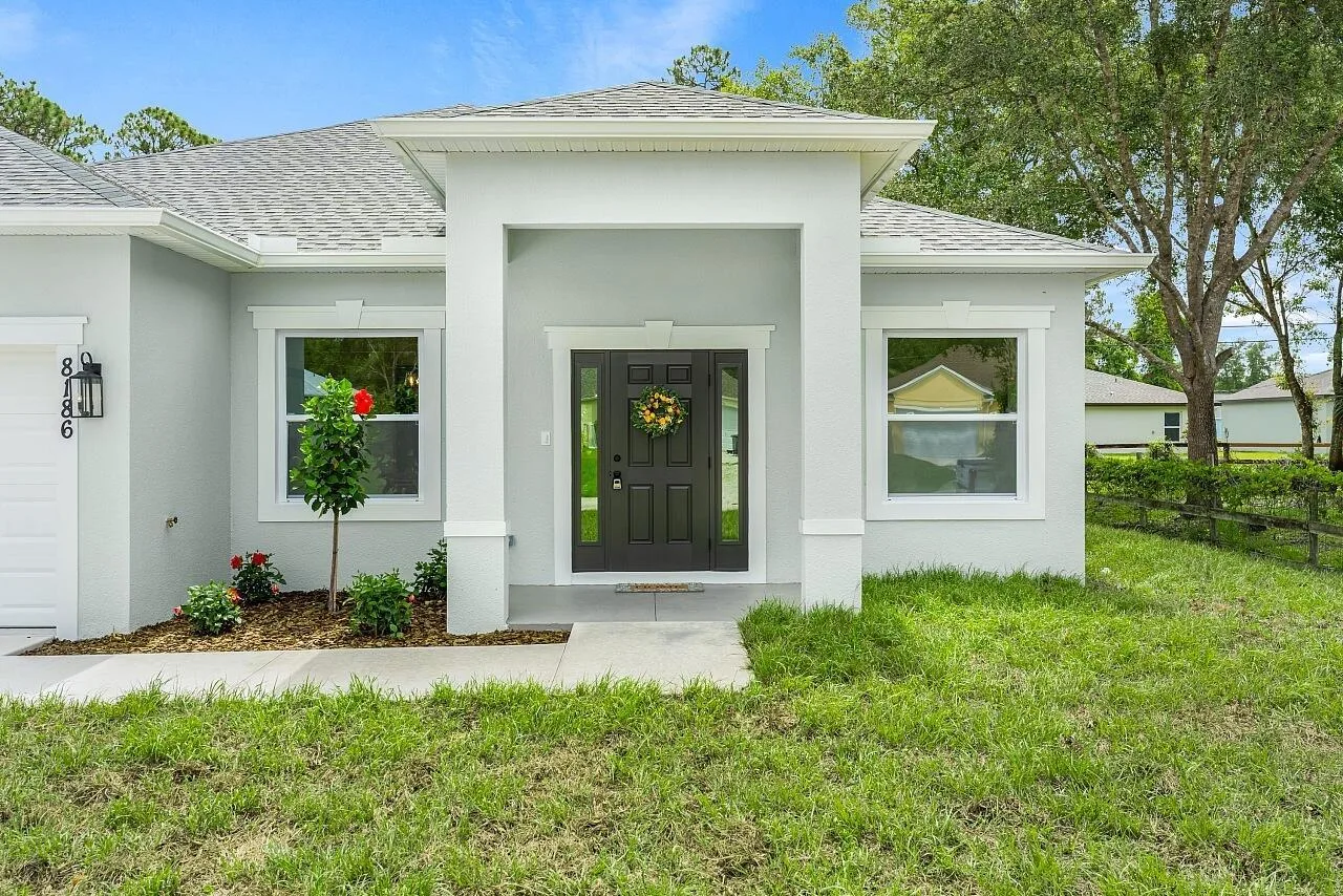 8186 104th Court, Vero Beach, FL 32967 photo 3