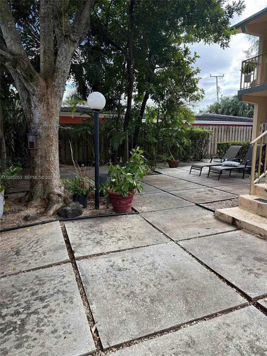 2624 NE 30th Pl # 101B, Fort Lauderdale, FL 33306 photo 3