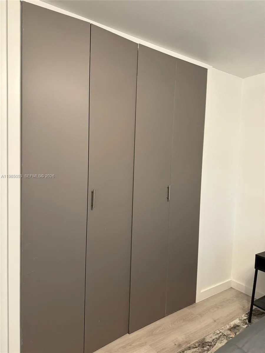 2624 NE 30th Pl # 101B, Fort Lauderdale, FL 33306 photo 4