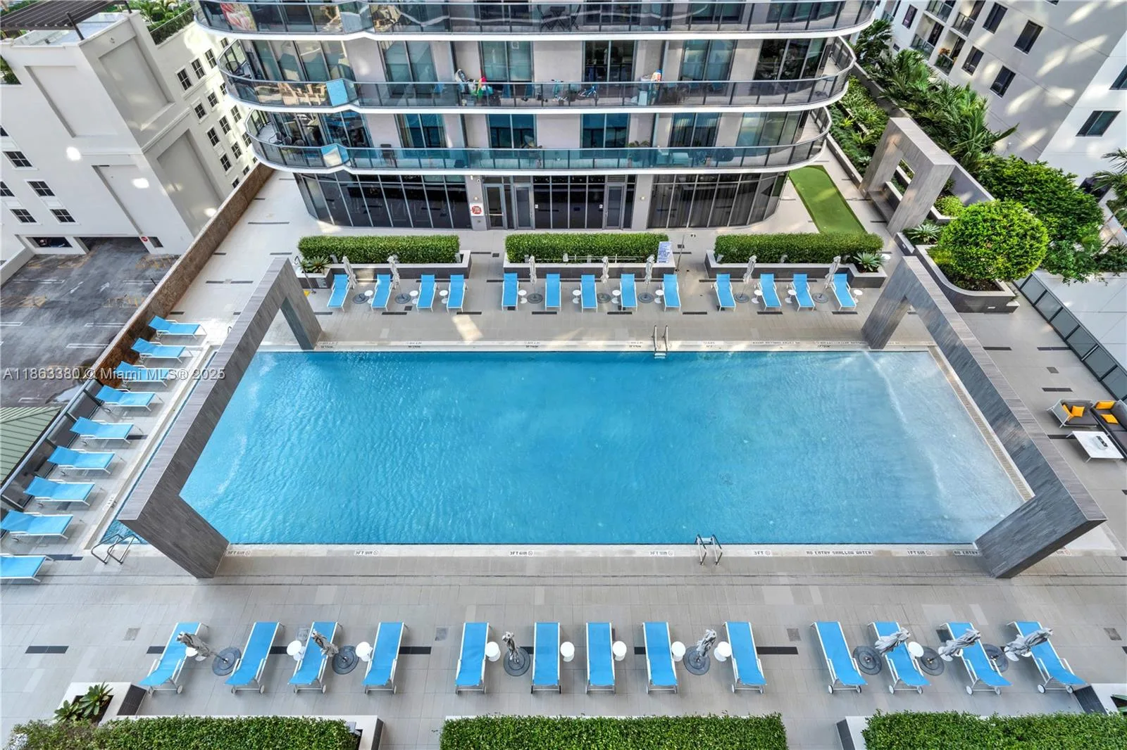 55 SW 9th St # 1706, Miami, FL 33130