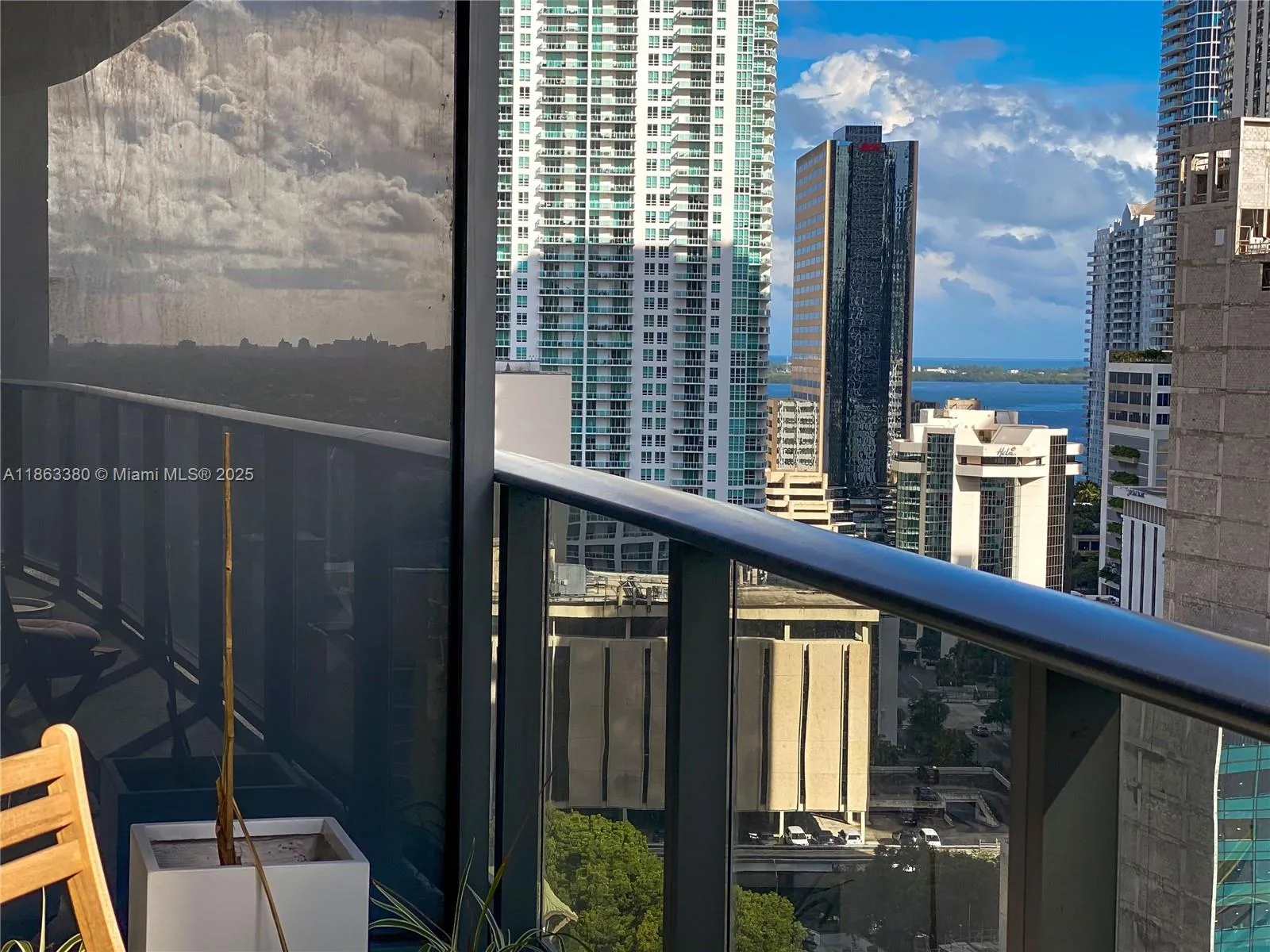 55 SW 9th St # 1706, Miami, FL 33130 photo 2