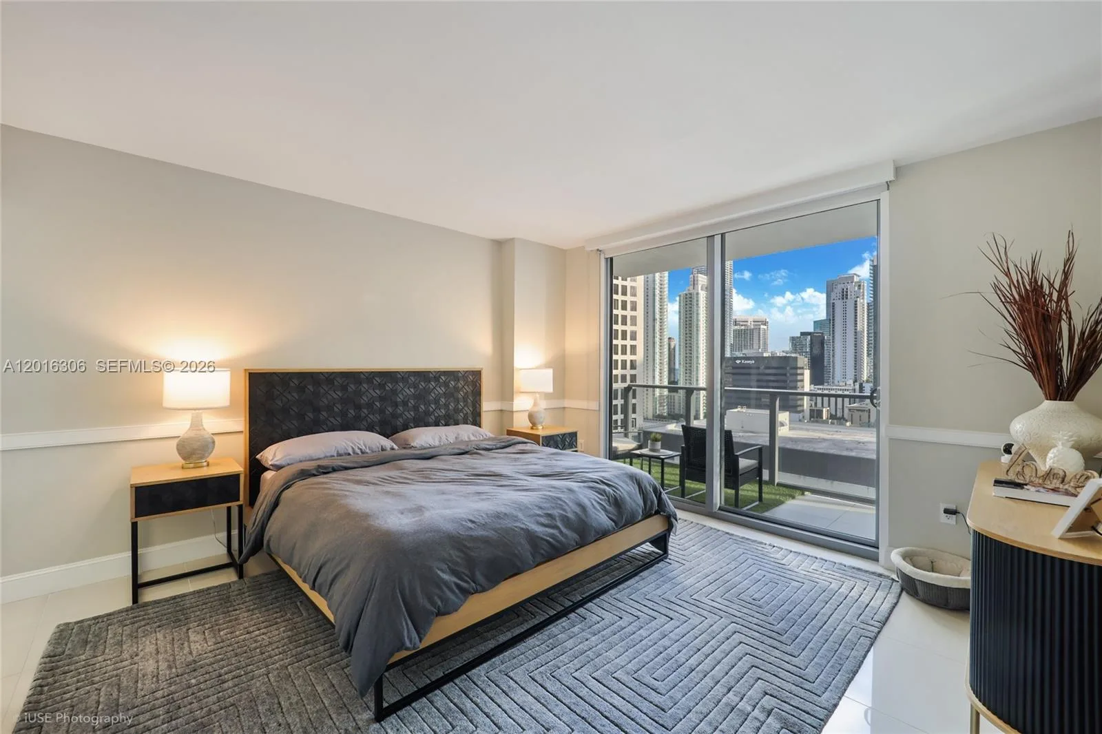31 SE 6th St # 2207, Miami, FL 33131 photo 7