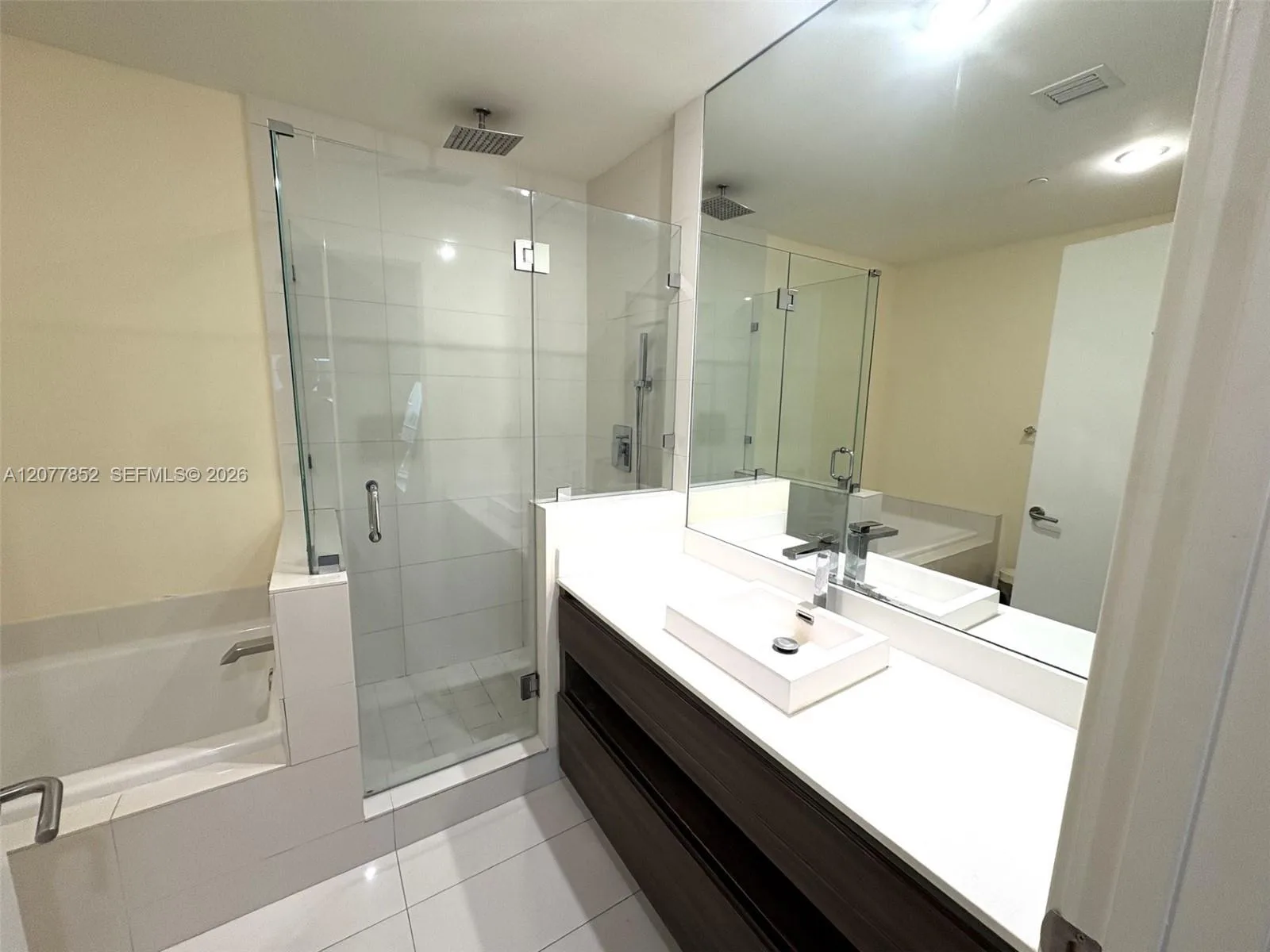 1100 S Miami Ave # 811, Miami, FL 33130 photo 10