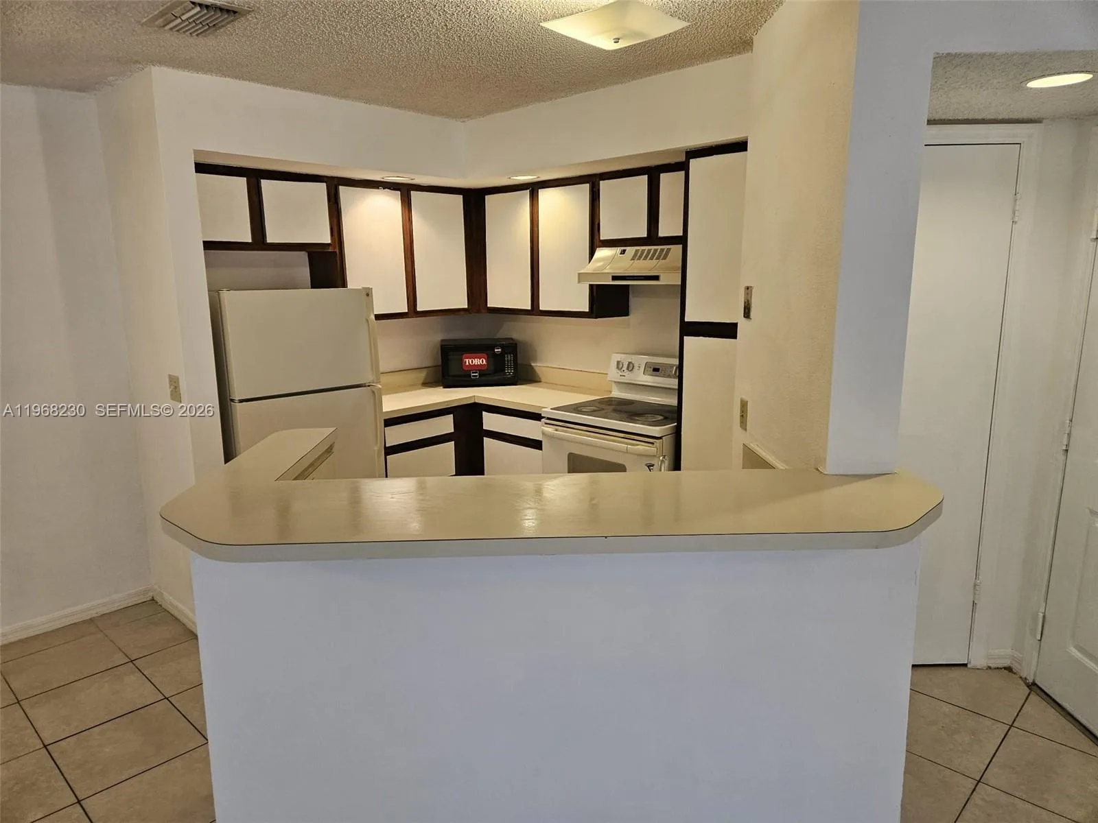 3300 N Pinewalk Dr N # 1911, Margate, FL 33063 photo 4