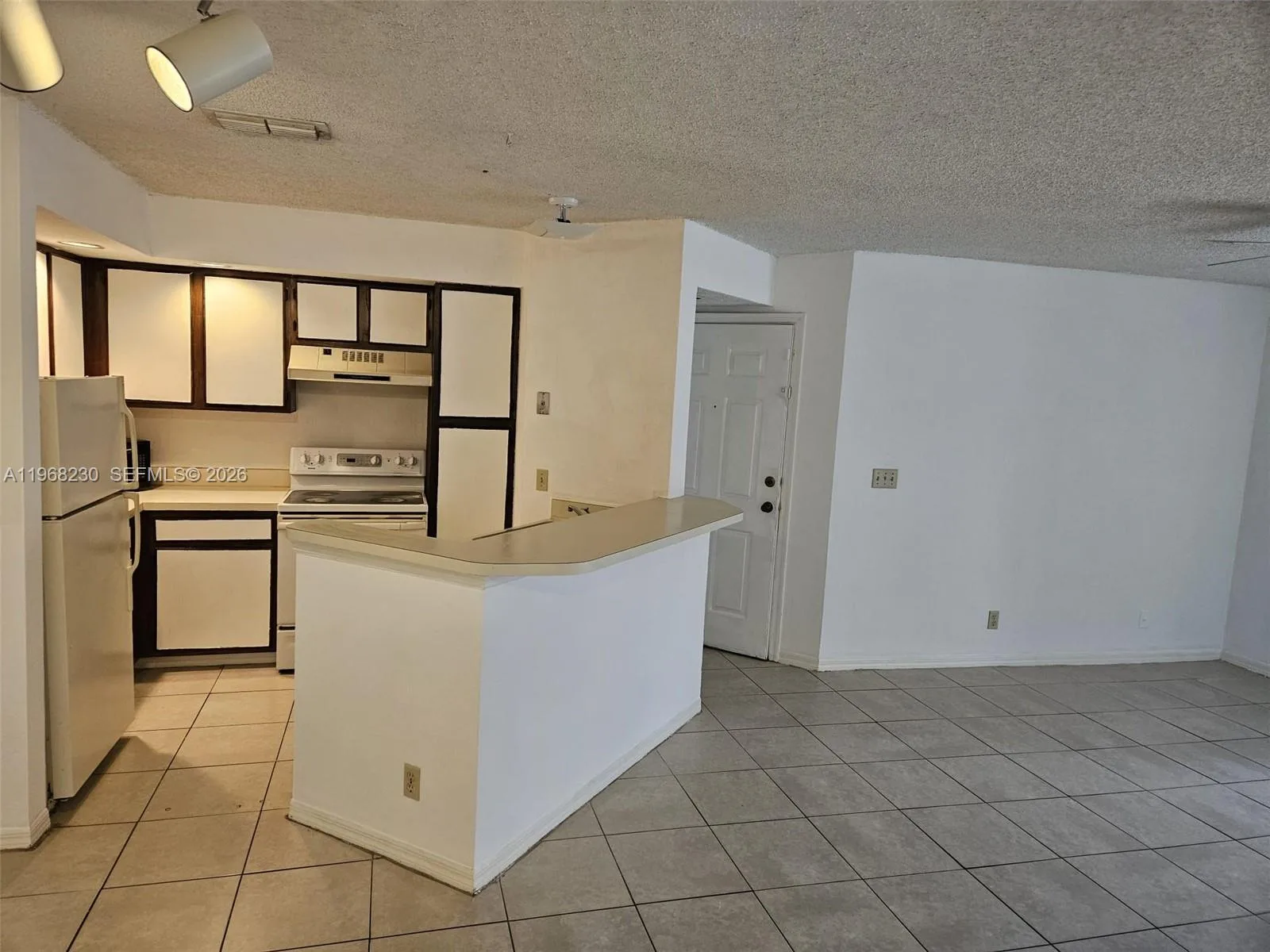 3300 N Pinewalk Dr N # 1911, Margate, FL 33063 photo 6