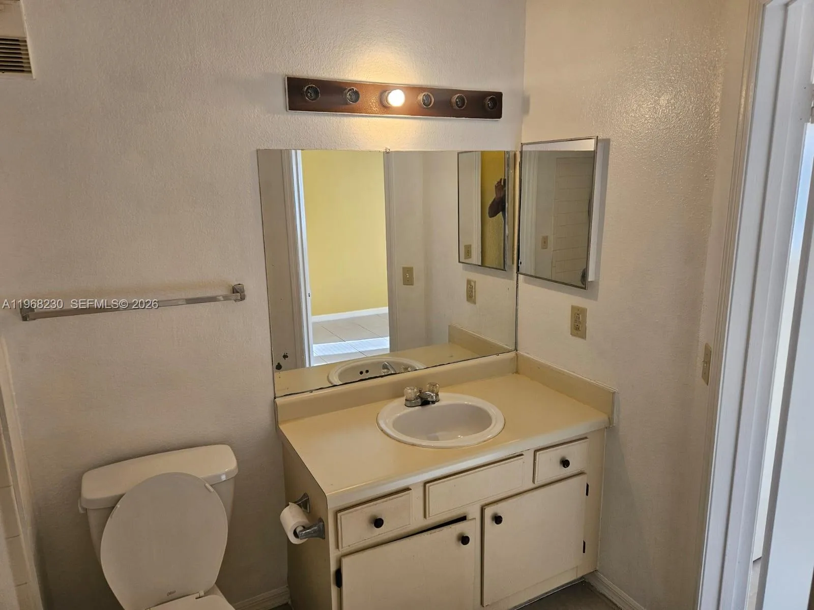 3300 N Pinewalk Dr N # 1911, Margate, FL 33063 photo 7