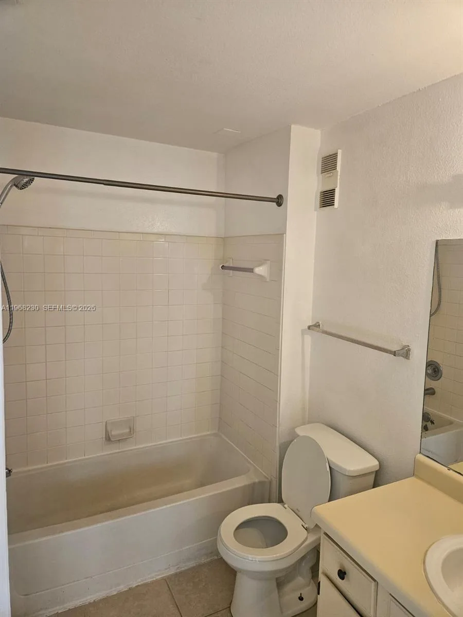 3300 N Pinewalk Dr N # 1911, Margate, FL 33063 photo 9