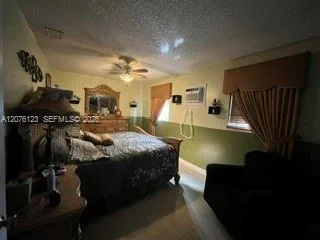 17201 NW 54th Ct, Miami Gardens, FL 33055 photo 6