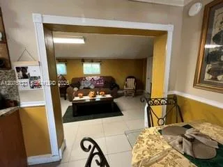 17201 NW 54th Ct, Miami Gardens, FL 33055 photo 9