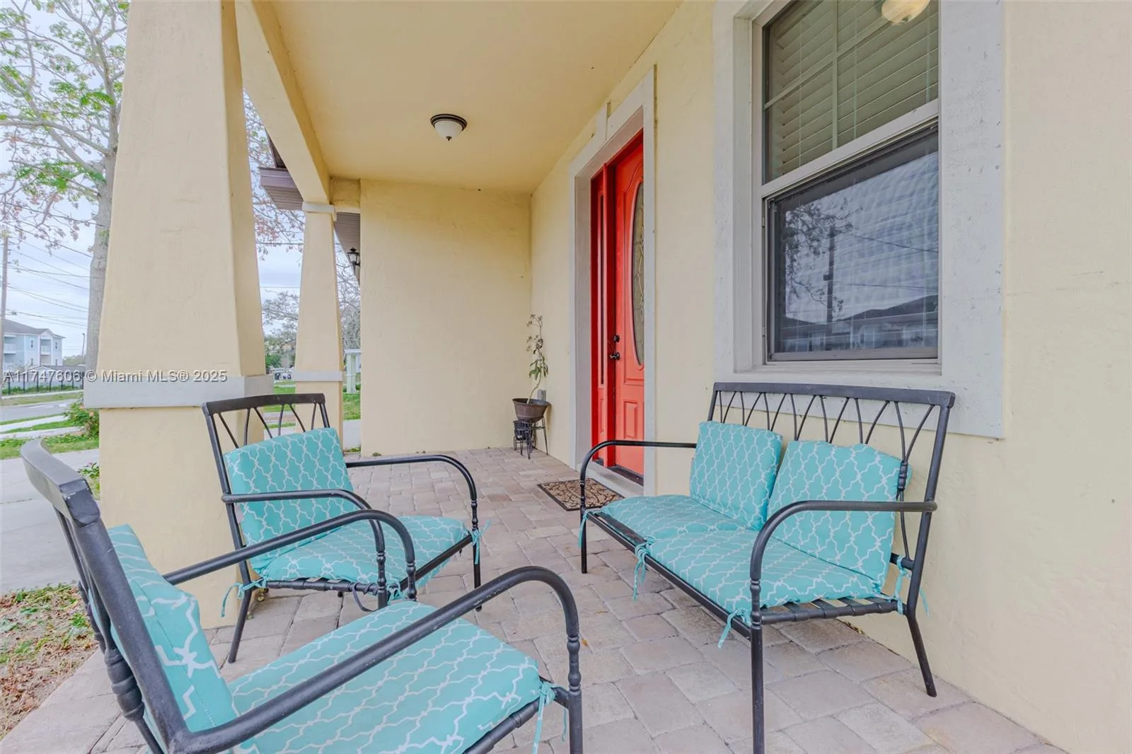 410 S Hudson St, Orlando, FL 32835 photo 2
