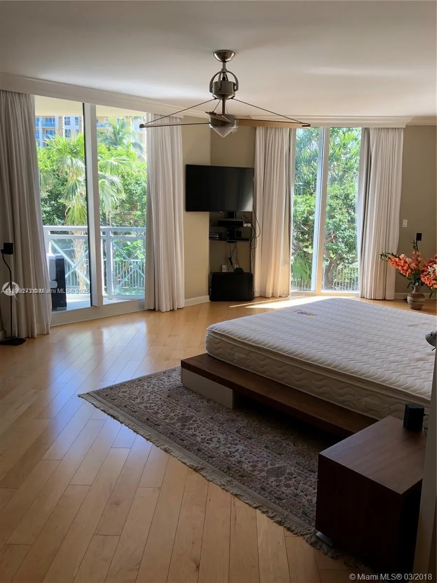 430 Grand Bay Dr # 207, Key Biscayne, FL 33149 photo 3